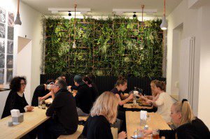 Laden Ein - Buns & Sons