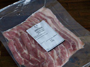 Bison-Burger mit Duroc-Naturbacon von gourmetfleisch.de