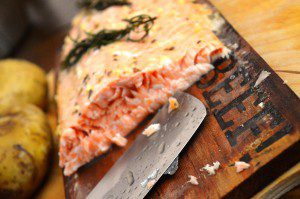 Lachs auf der Planke grillen - Beef! Luxus Lachs - deutschesee Fischmanufaktur